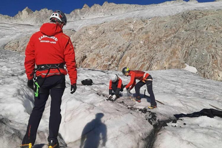 I resti di un soldato della Prima Guerra Mondiale trovati su un ghiacciaio