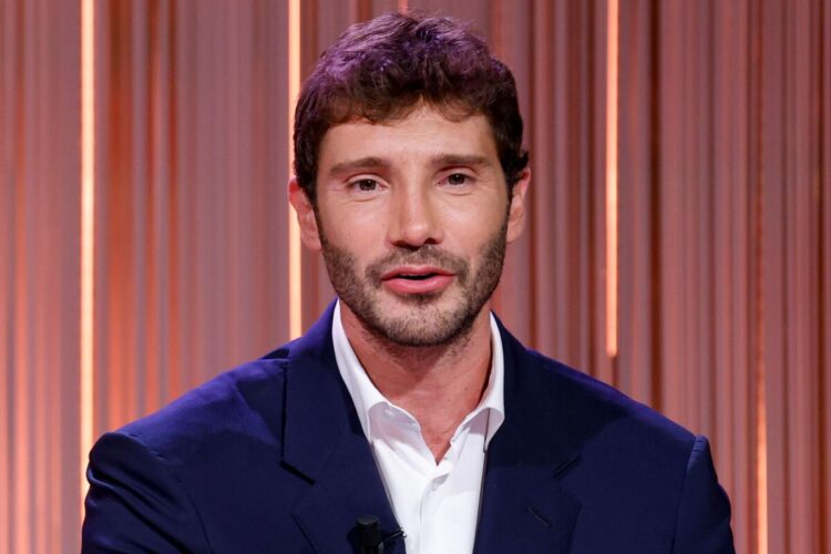 Un primo piano di Stefano De Martino