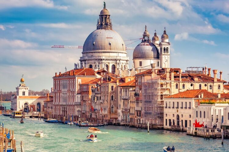 Episodio di antisemitismo a Venezia: coppia di ebrei aggredita in Strada Nuova