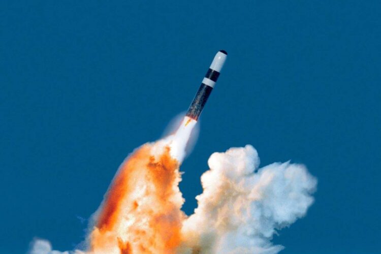 Test nucleare nel Mar dei Caraibi: avvistato missile Trident II, nessuna conferma ufficiale