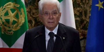 Mattarella: “Compiti affidati all’intelligenza artificiale, rischio di impoverimento culturale”