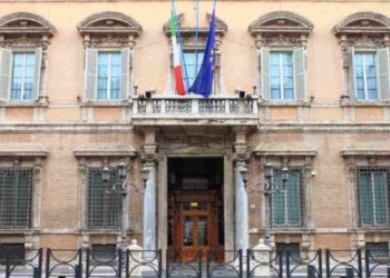 Dl Terra dei Fuochi, Senato approva stretta su rifiuti e nuove misure per il Sud