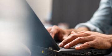 Ancora attiva la piattaforma web che ruba e vende video privati