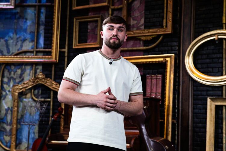 Artem Tkachuk, attore di Mare Fuori