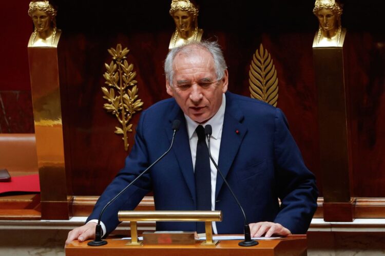 Cade il governo Bayrou in Francia