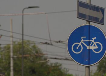 Caso Cristina Scozia, la donna travolta da una betoniera su una pista ciclabile di Milano