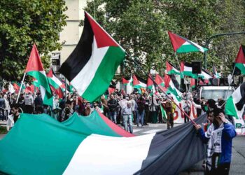 Corteo pro Palestina diretto a Caselle per il blocco dell'aeroporto