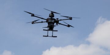 Droni non identificati in Danimarca sopra la base aerea di Karup