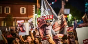 Famiglie degli ostaggi in Israele