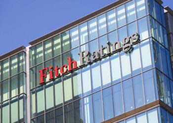 Fitch rivede al rialzo il rating dell'Italia