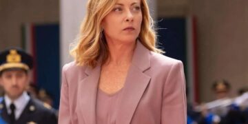 Giorgia Meloni sulla non disponibilità dell'Italia all'invio di truppe in Ucraina