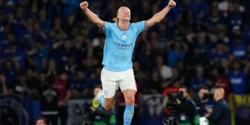 Il bomber del Manchester City Erling Haaland mentre esulta dopo un gol