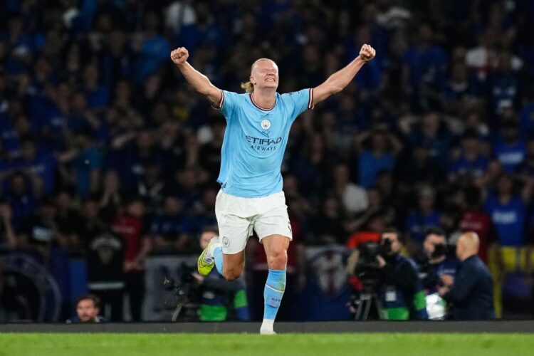 Il bomber del Manchester City Erling Haaland mentre esulta dopo un gol