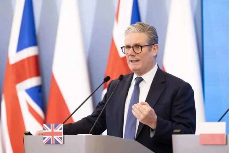 Il governo britannico prosegue con la stretta sui migranti