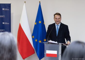 Il ministro polacco Radoslaw Sikorski