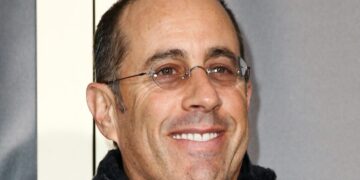 Un primo piano di Jerry Seinfeld