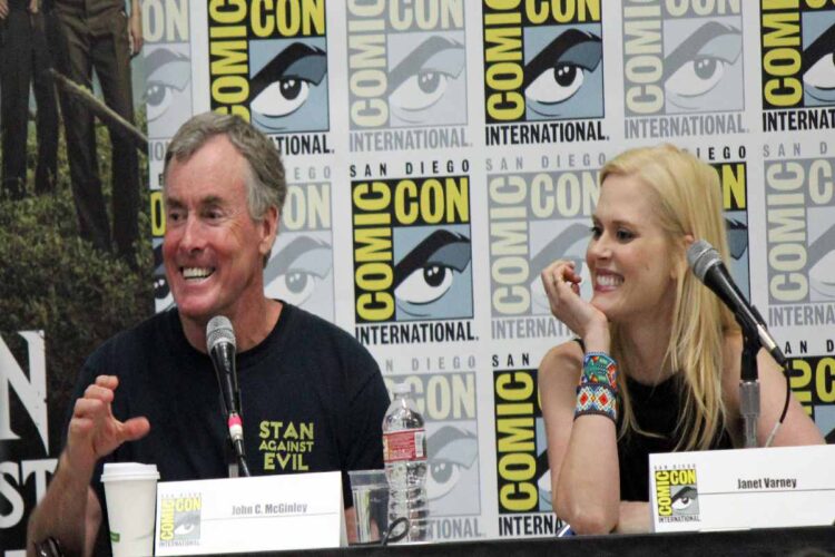 John C. McGinley durante un panel al Comi-Con di San Diego