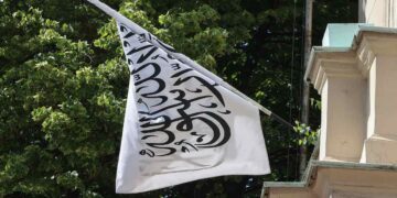 La bandiera dell'Emirato Islamico dell'Afghanistan