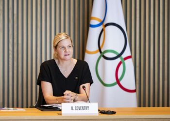 La presidente del CIO Kirsty Coventry