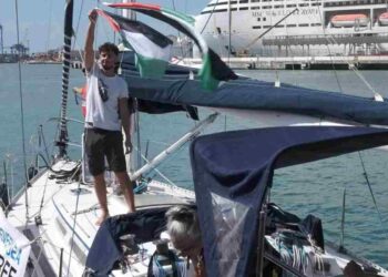 Le imbarcazioni della Global Sumud Flotilla sono tornate a Barcellona per il maltempo