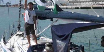 Le imbarcazioni della Global Sumud Flotilla sono tornate a Barcellona per il maltempo