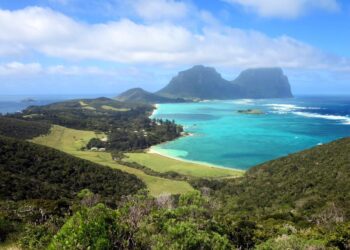 Lord Howe Island, situata a 600 chilometri a nord-est di Sydney