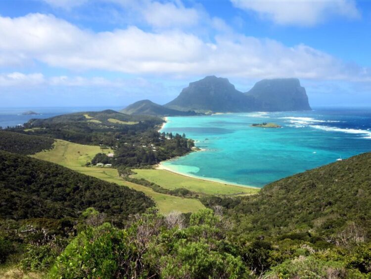 Lord Howe Island, situata a 600 chilometri a nord-est di Sydney