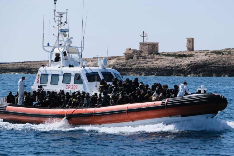 Nuovo sbarco di migranti a Lampedusa