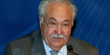 Un primo piano di Pasquale Pistorio