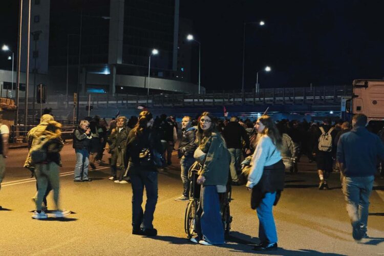 Protesta dei portuali al porto di Genova