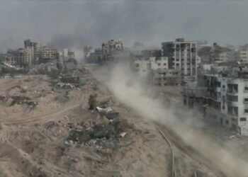 Raid aereo israeliano al "grattacielo del terrore" di Hamas a Gaza City