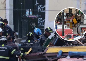 Rescuers-and-firefighters-at-Gloria-funicular-cable@ANSA