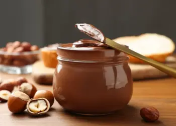 Se ami la Nutella devi provare questa crema alle nocciole: Altroconsumo la giudica migliore