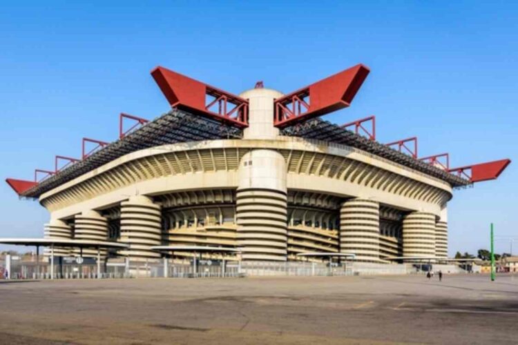 Sala su San Siro