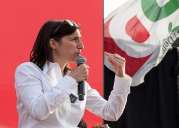 Schlein critica il governo su Israele