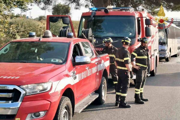 Scontro tra due autobus a Catanzaro