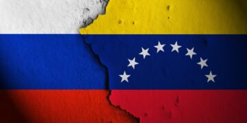 Le bandiere di Russia e Venezuela giustapposte