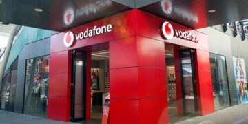 Novembre nero per i clienti Vodafone? Non per tutti: la guida per rifiutare l’aumento fino a 4 euro