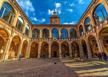 Altro che Harry Potter: a Bologna l’università più antica al mondo ancora in funzione