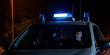 macchina dei carabinieri