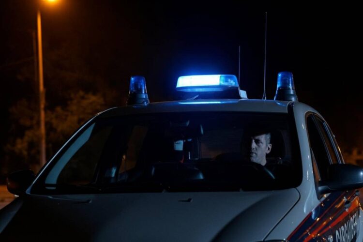 macchina dei carabinieri