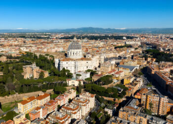 Amata dai turisti, invivibile per i residenti: Roma è la peggior capitale d’Europa per qualità della vita