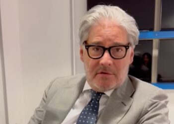 Un primo piano di Paolo Del Debbio