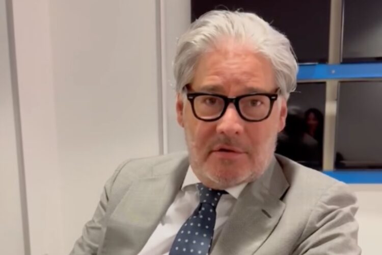 Un primo piano di Paolo Del Debbio