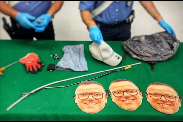 Maschera di Gigi D'Alessio