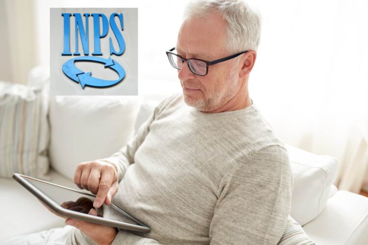 Un uomo calcola la pensione