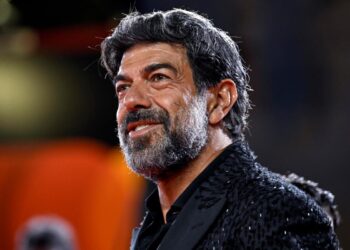 Un primo piano di Pierfrancesco Favino