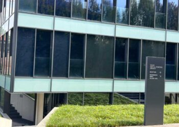 La sede di Yoox a Milano