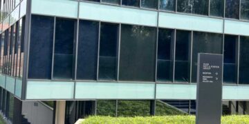 La sede di Yoox a Milano