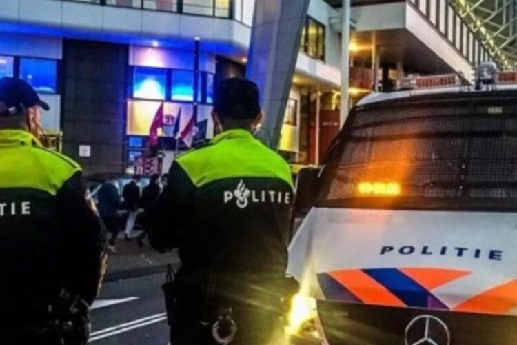 180 tifosi del Napoli arrestati ad Eindhoven prima della partita con il PSV